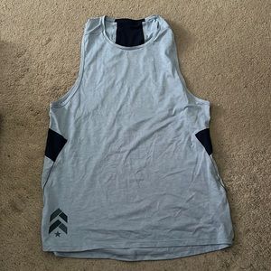 Barry’s lululemon muscle tank top